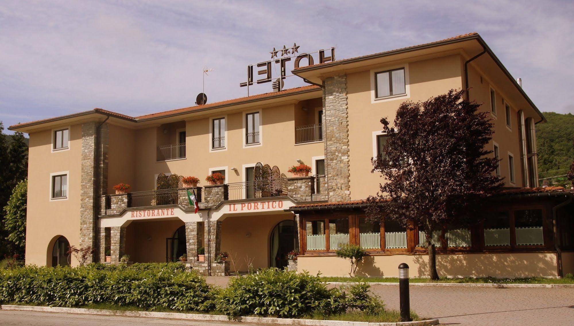 Hotel Santo Stefano П'єве-Санто-Стефано Екстер'єр фото